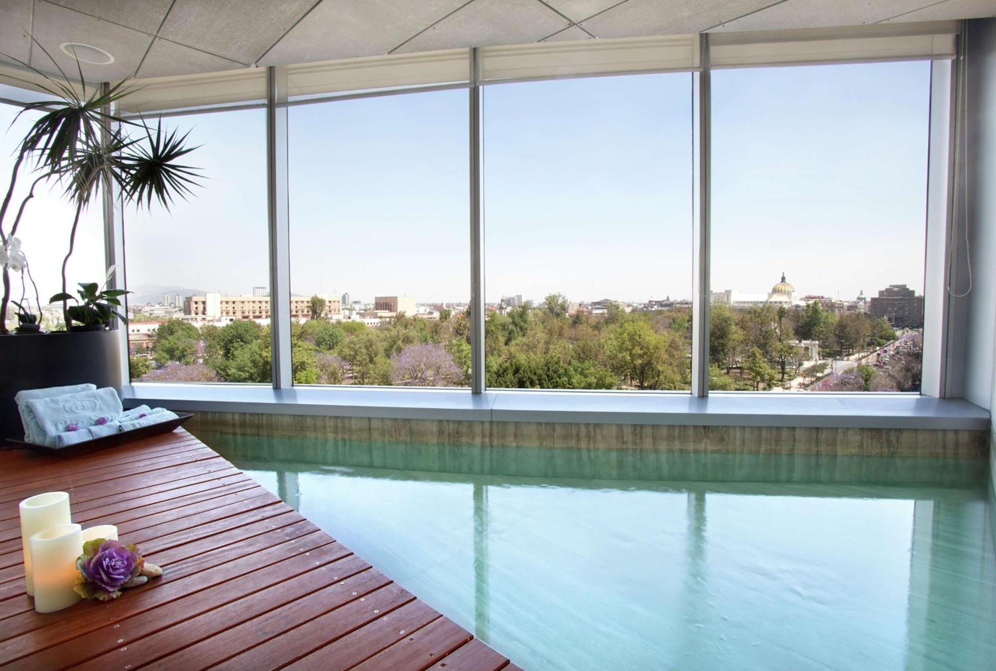 Hilton Reforma Hotel 4*