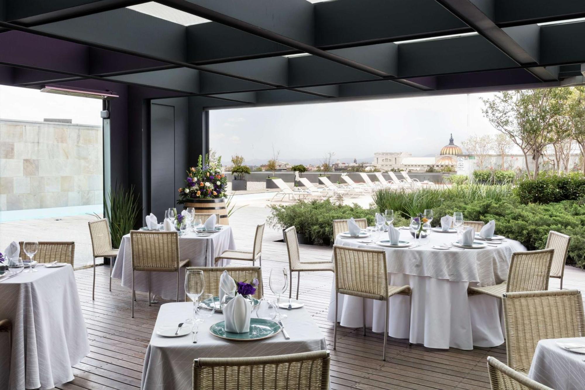 Hilton Reforma Hotel 4*