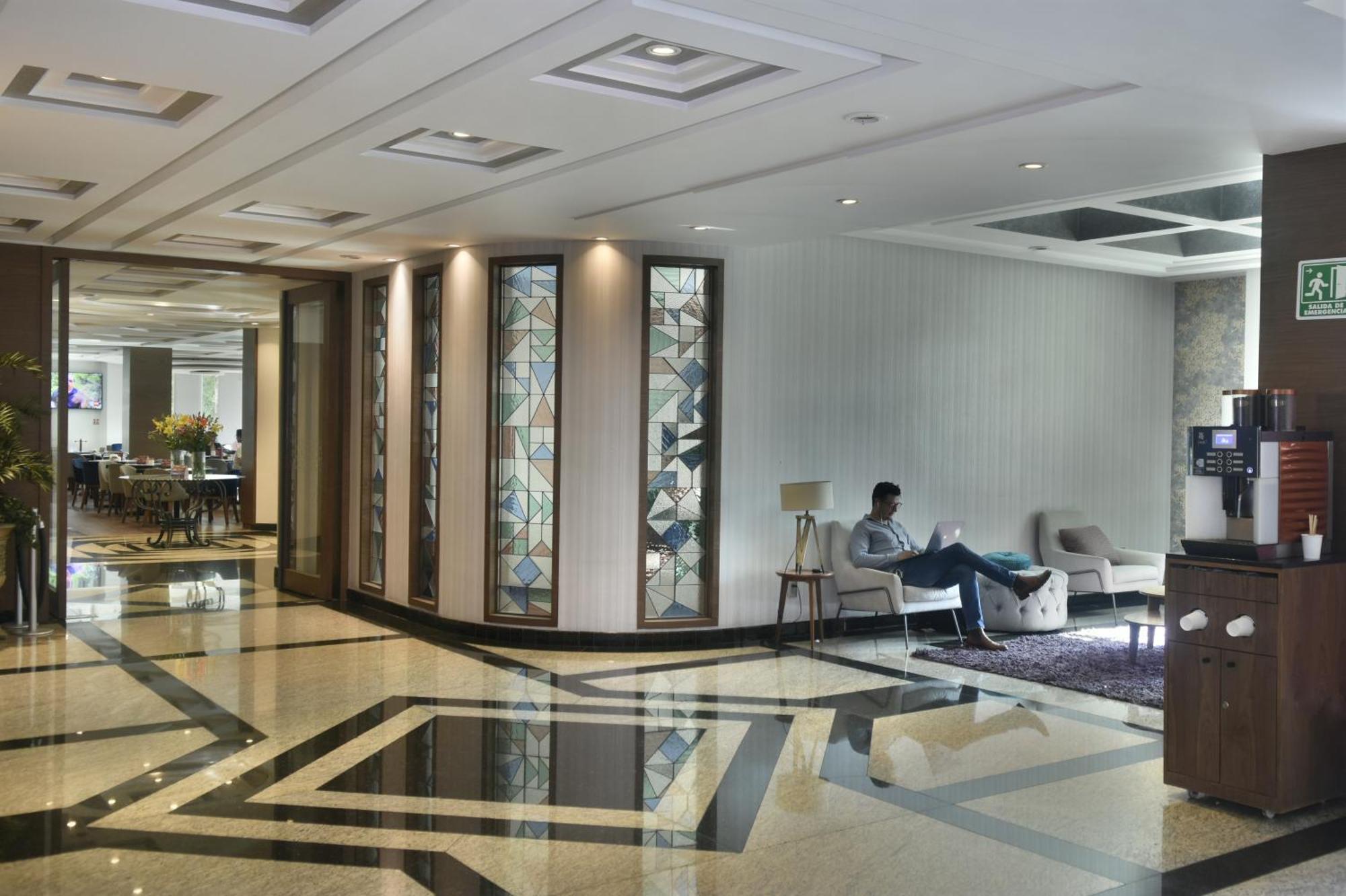 Hotel Kali Escandón 4*