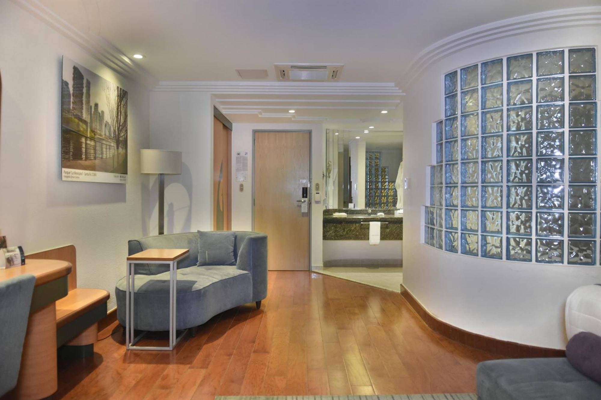 Kali Escandón Hotel 4*