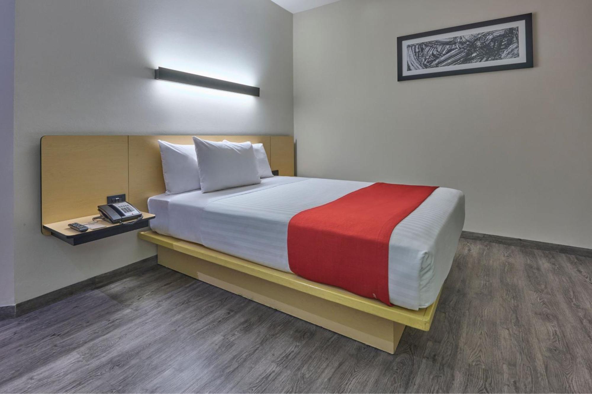 Hotel Express Ciudad De Mexico Aeropuerto 4*