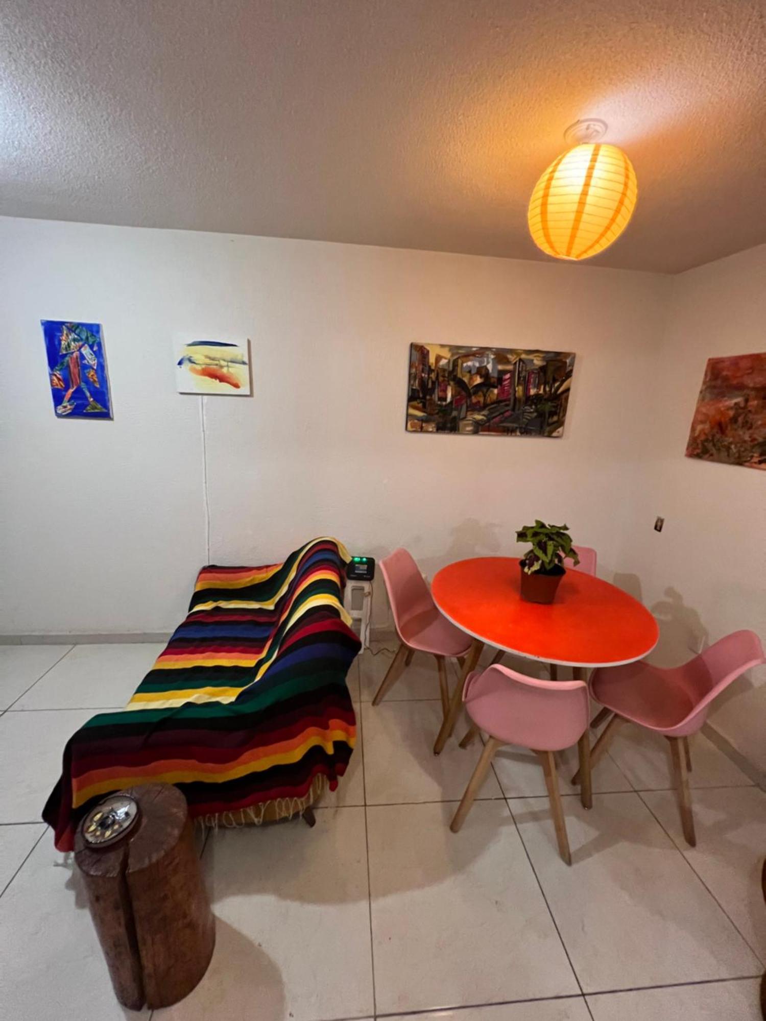 Rooftop Paradise Location, Scenic Views Habitación en casa particular