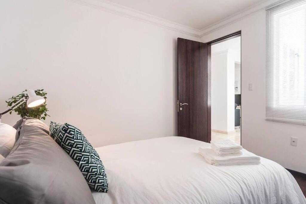 Apartamento Condesa Campeche 3 Charm 2br 1ba With Expansive Living Space México DF