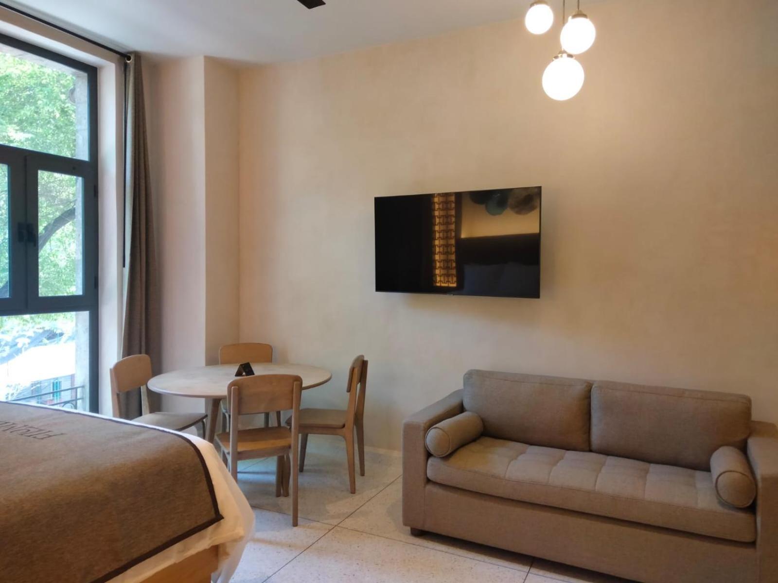 Confortable In The Heart Of * Mexico City