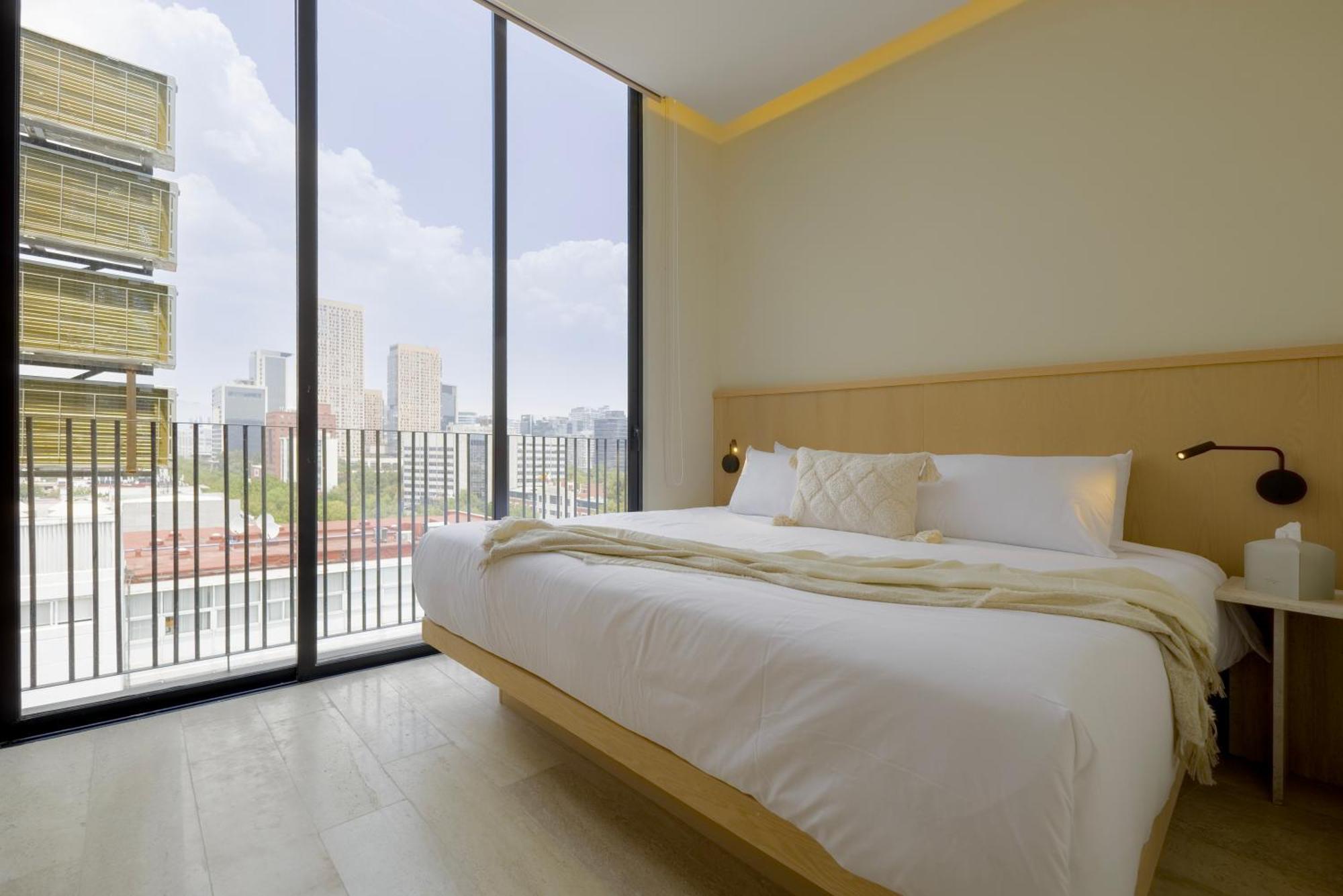 Capitalia - Luxury - Aristoteles Apartment Mexico City