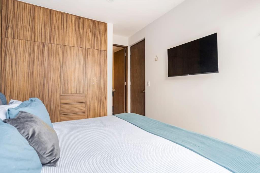 Apartamento New Ph For 6, Bbq And Amazing Private Roof Terrace *