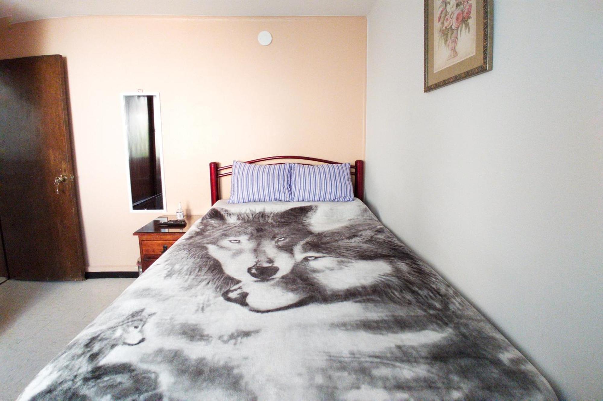 Cozy Bedroom At 5 Min Mexico Airport T1 & T2 México DF