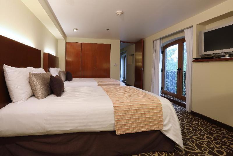 Emporio Reforma 5*