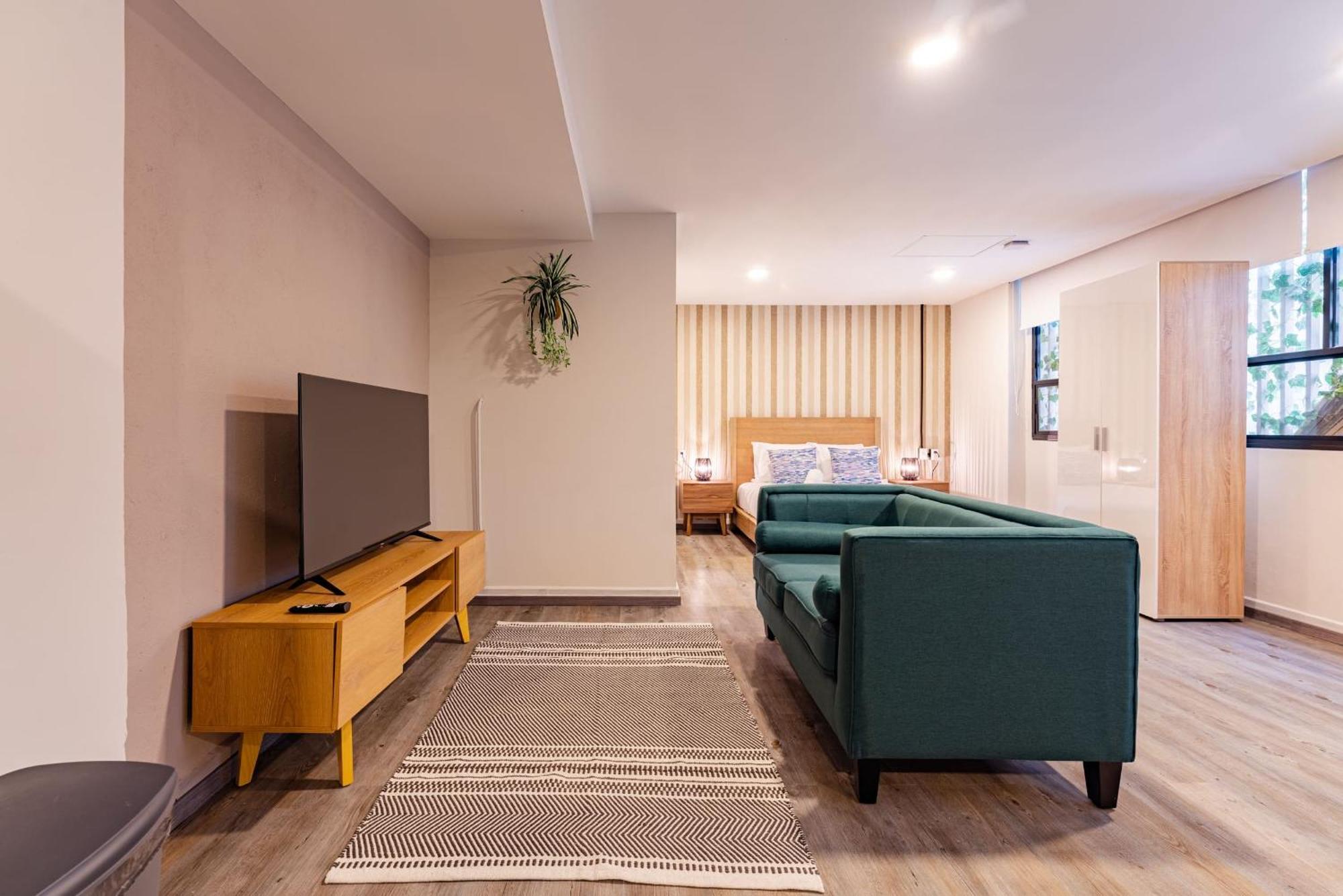 Condesa Lofts & By Vh Hotel *