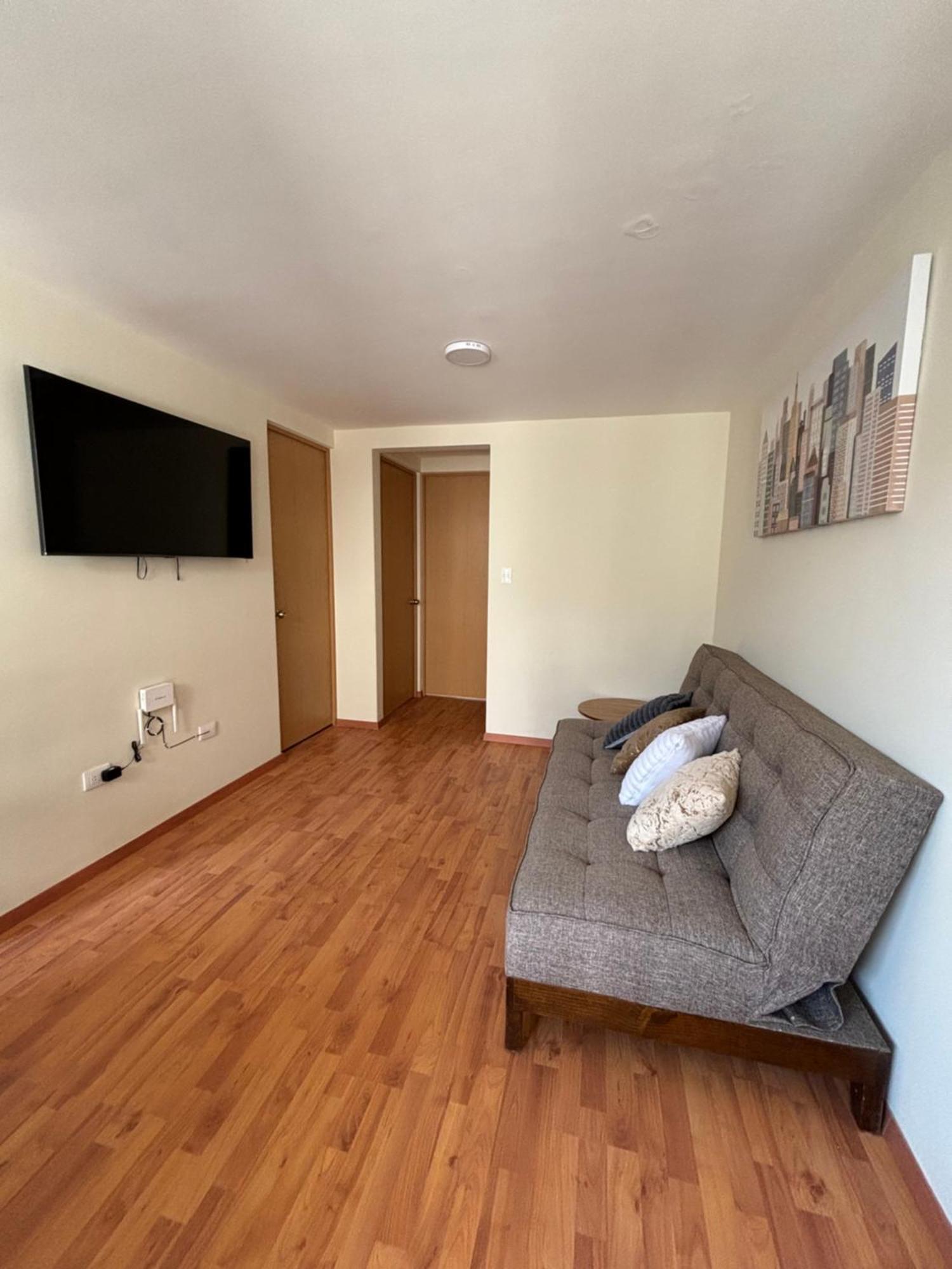 Apartamento Departamento Estadio Gnp Antes Foro Sol, Autodromo Hermanos Rodriguez, Palacio De Deportes, Muy Cerca De Aeropuerto, Cdmx *