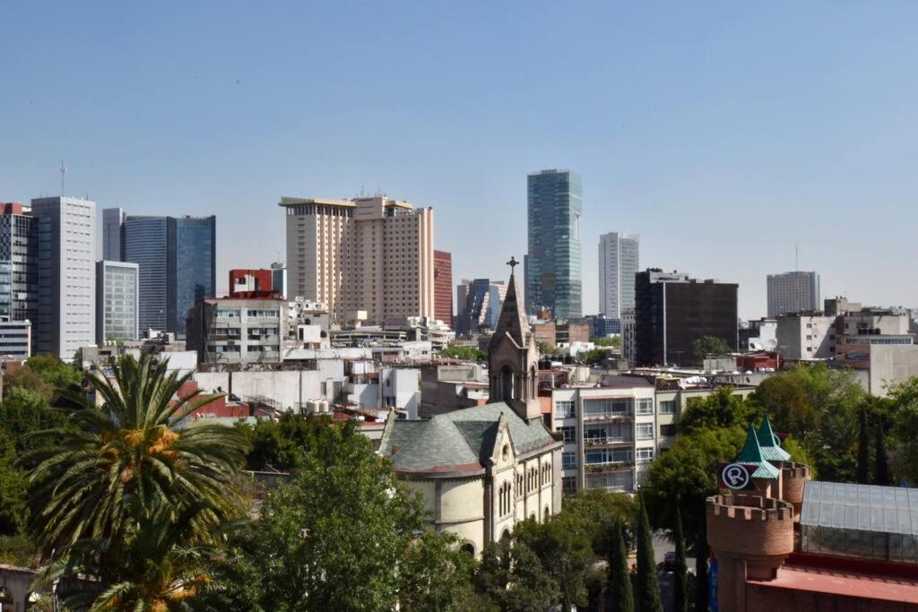 Elevador- Embajada A 3 Cdras De Reforma