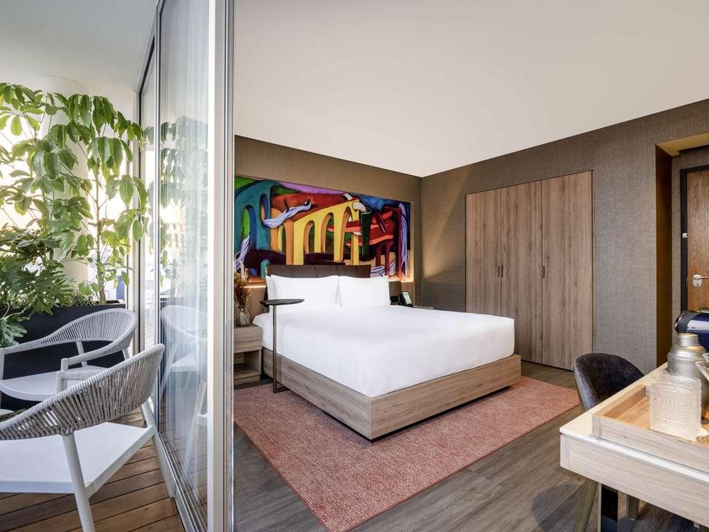 Mondrian Condesa Hotel *