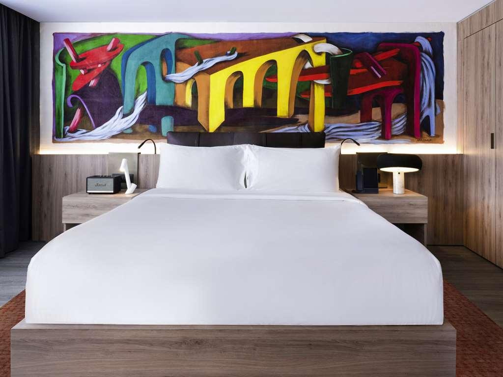 Mondrian Condesa Hotel *