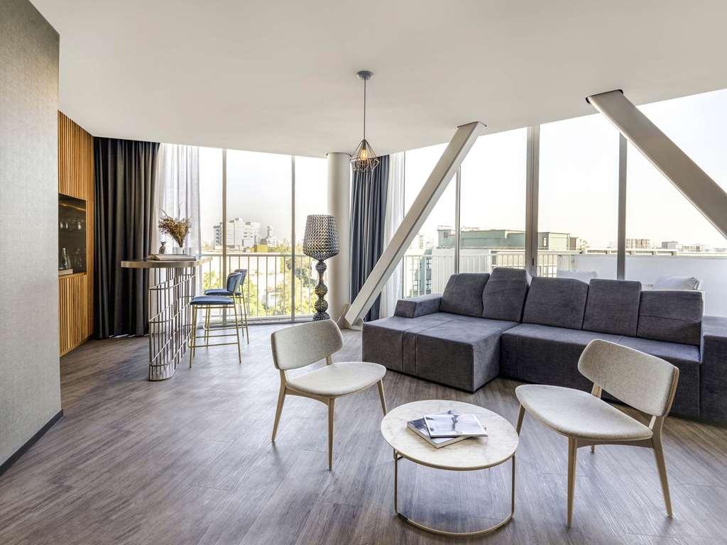 Mondrian Condesa *