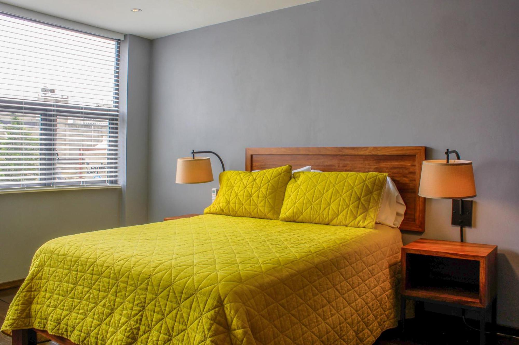 The Red Tree House Bed and breakfast *