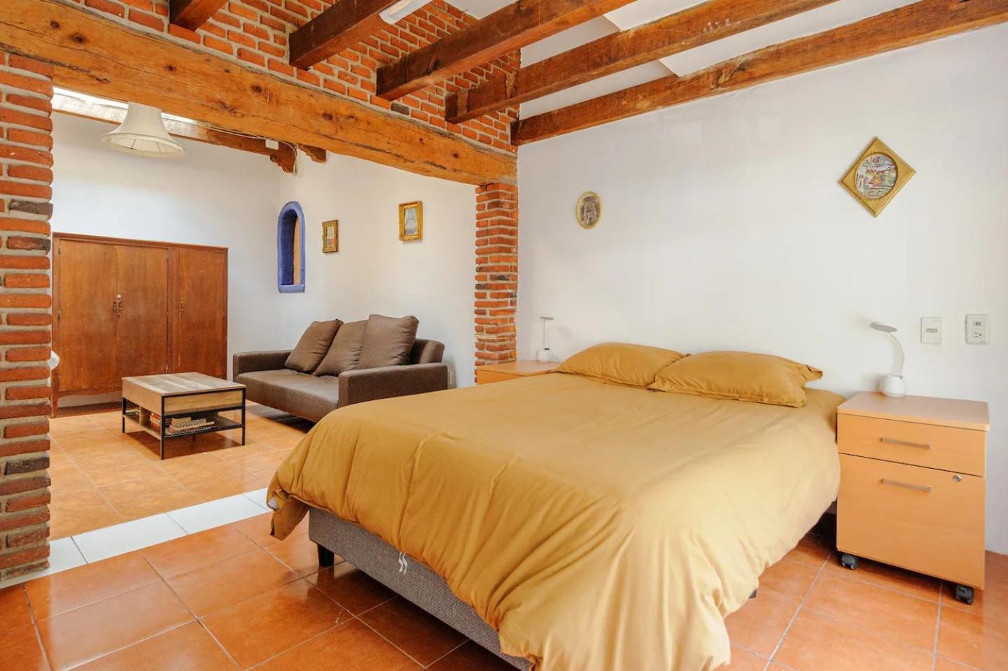 Casa Aimee Pensión *