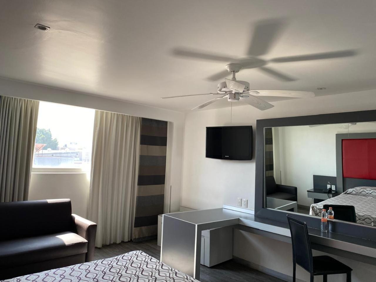 Atenas Plaza 4* Mexico City