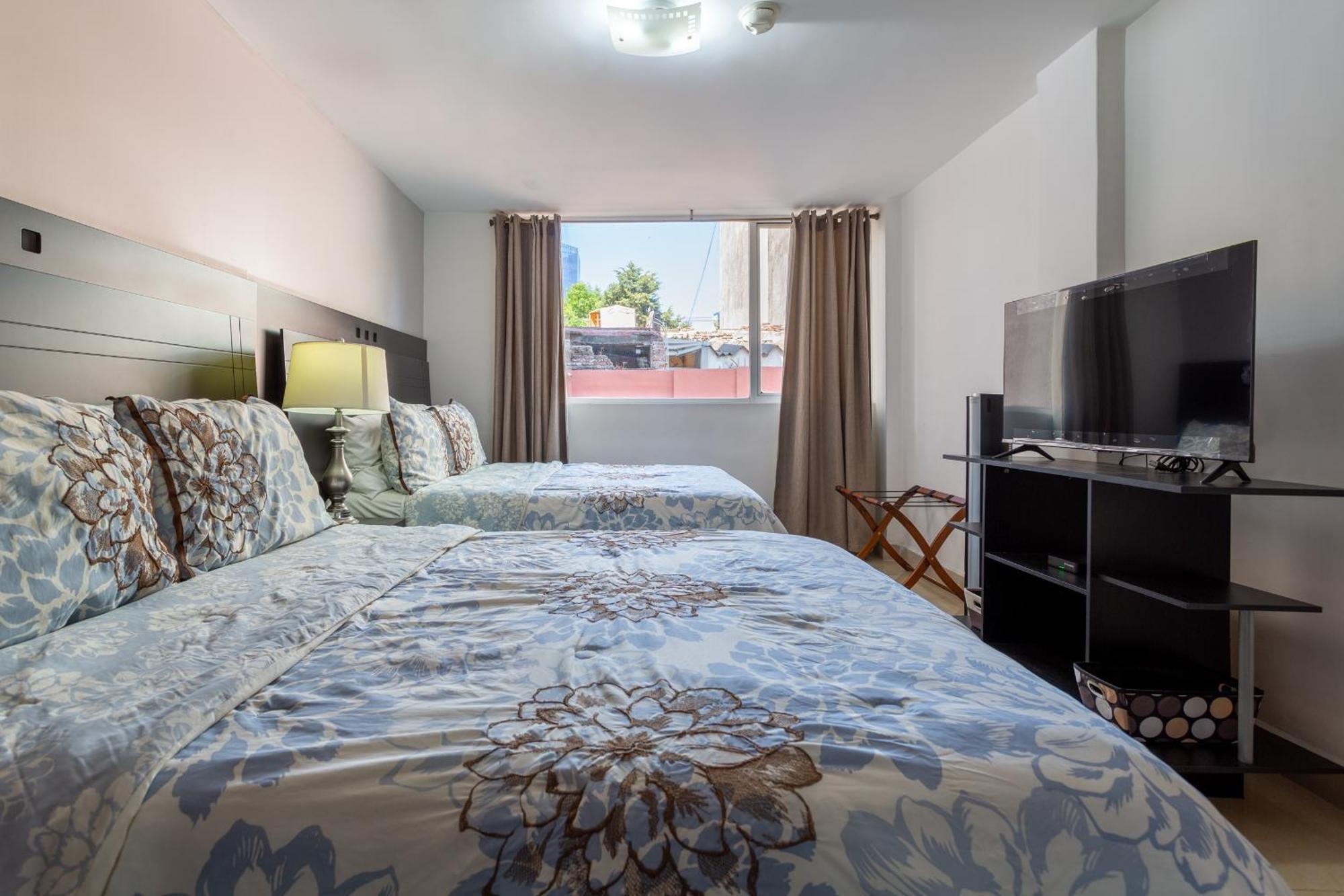 259 Condesa Apartahotel 3*