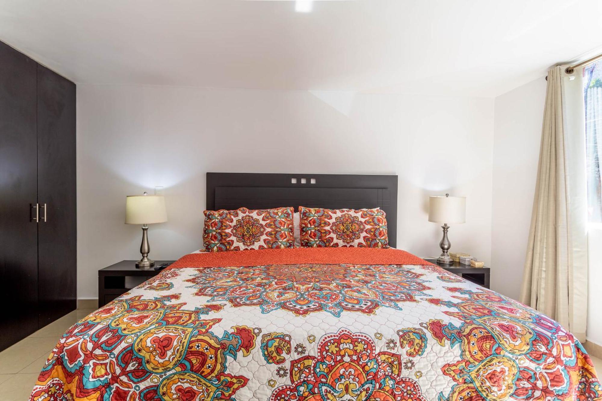 259 Condesa Apartahotel