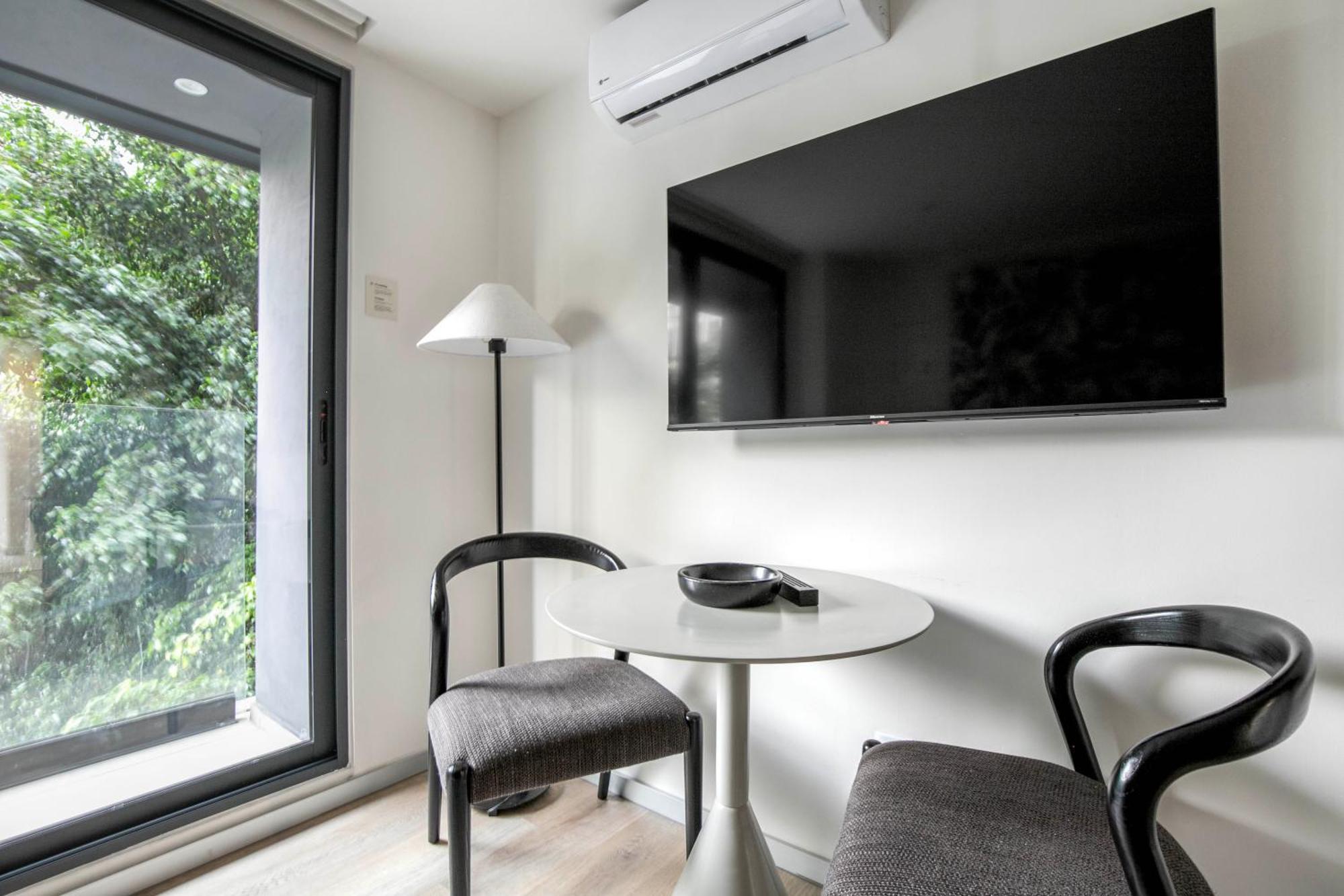 Rio Nazas 23 By Blueground Mexico City