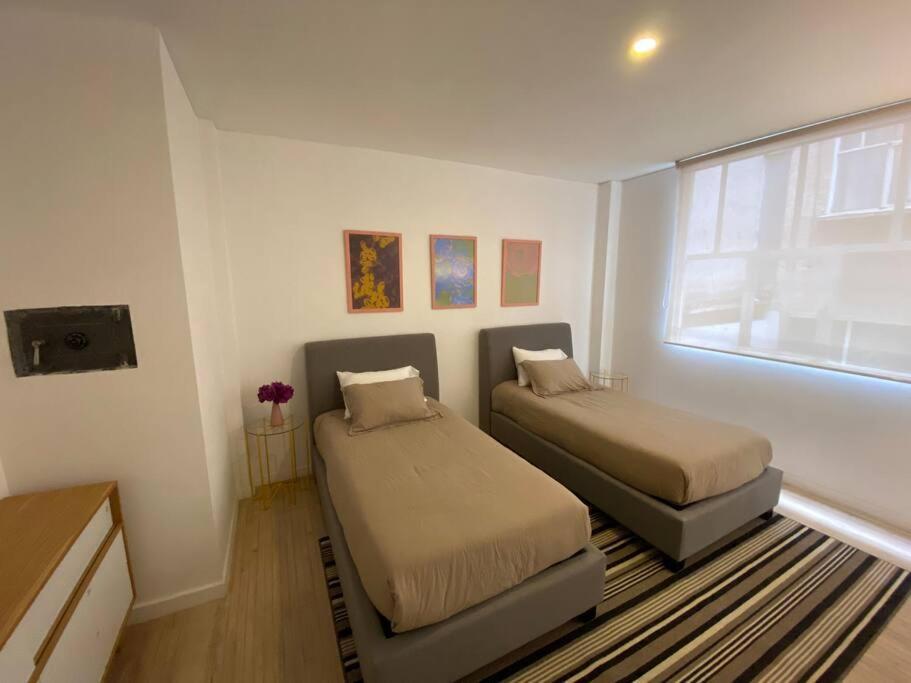Amplio Apto Con Excelente Ubicacion En La Condesa Apartamento *
