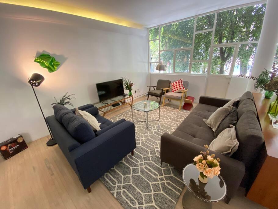 Amplio Apto Con Excelente Ubicacion En La Condesa Apartamento