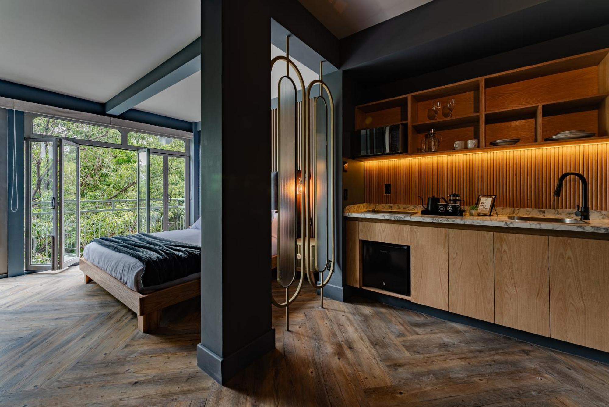 Pandora House Apartment