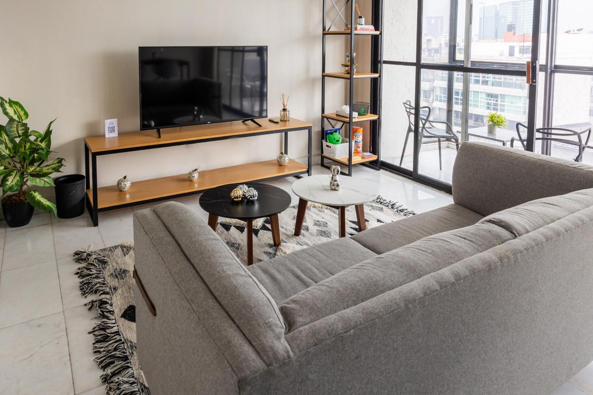 Posh Polanco Tvs And Desks In Each Cidade do México