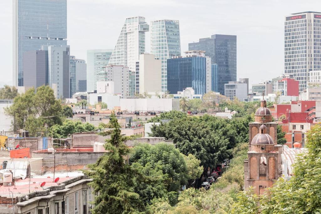 Savor Views Over Breakfast At A Bold, Bohemian Escape * México DF