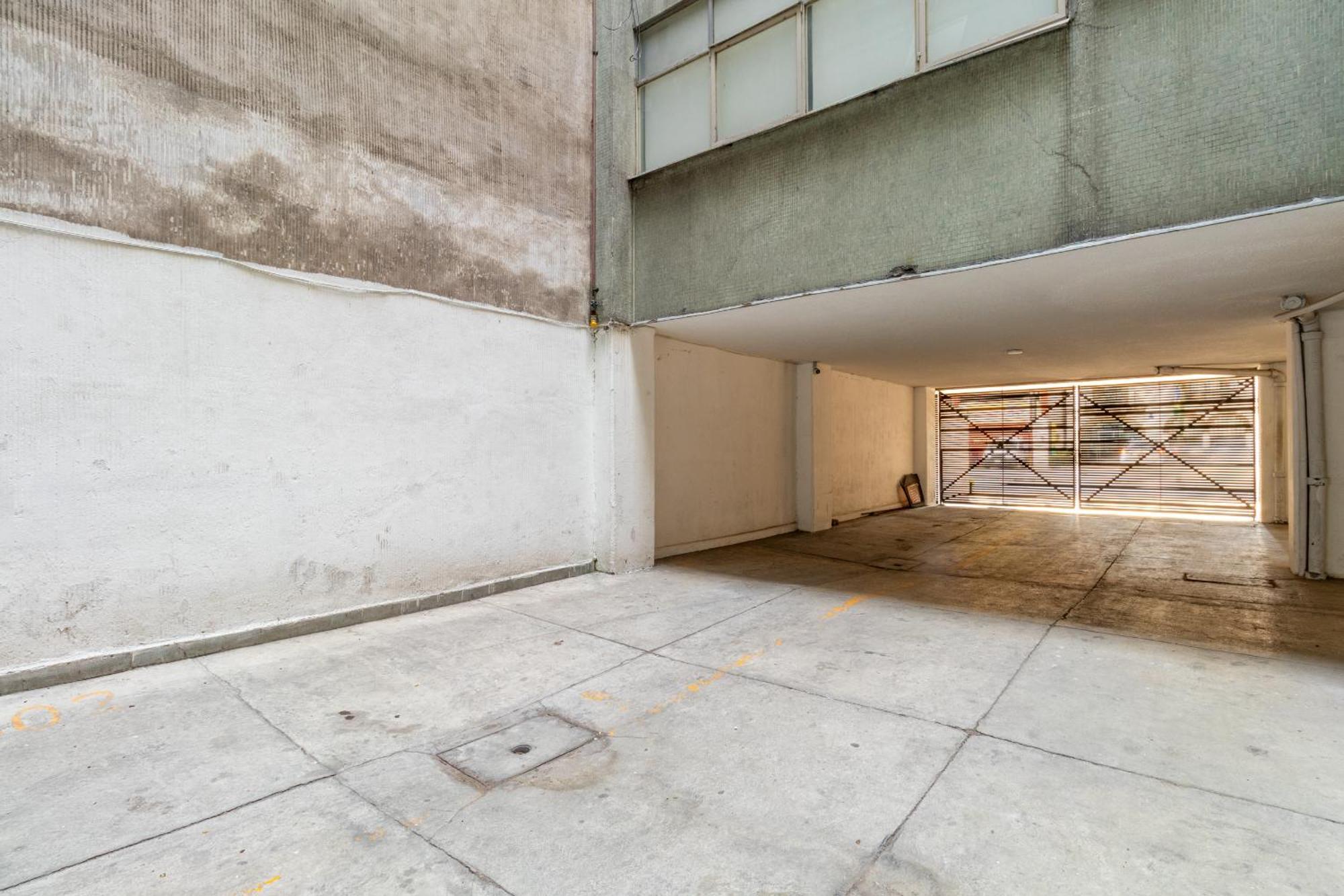 Polanco Flat - Laundry- Parking-elevator-sleeps 10 *