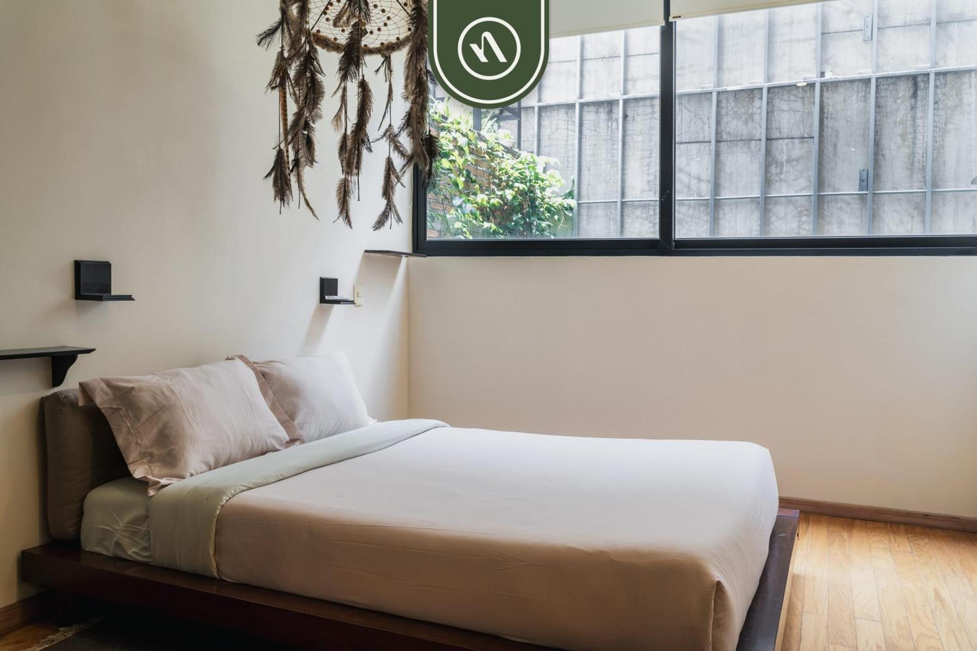 Two Story 2 Bedroom With Patio In Roma Norte *