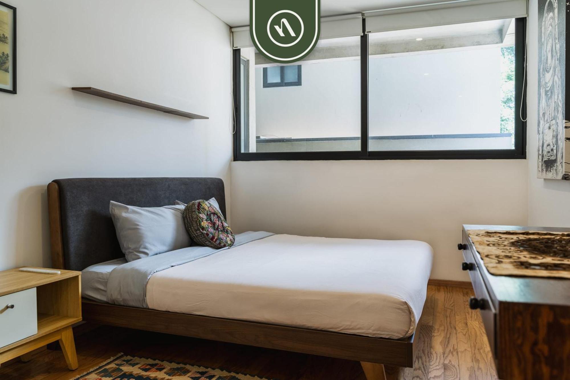 Two Story 2 Bedroom With Patio In Roma Norte