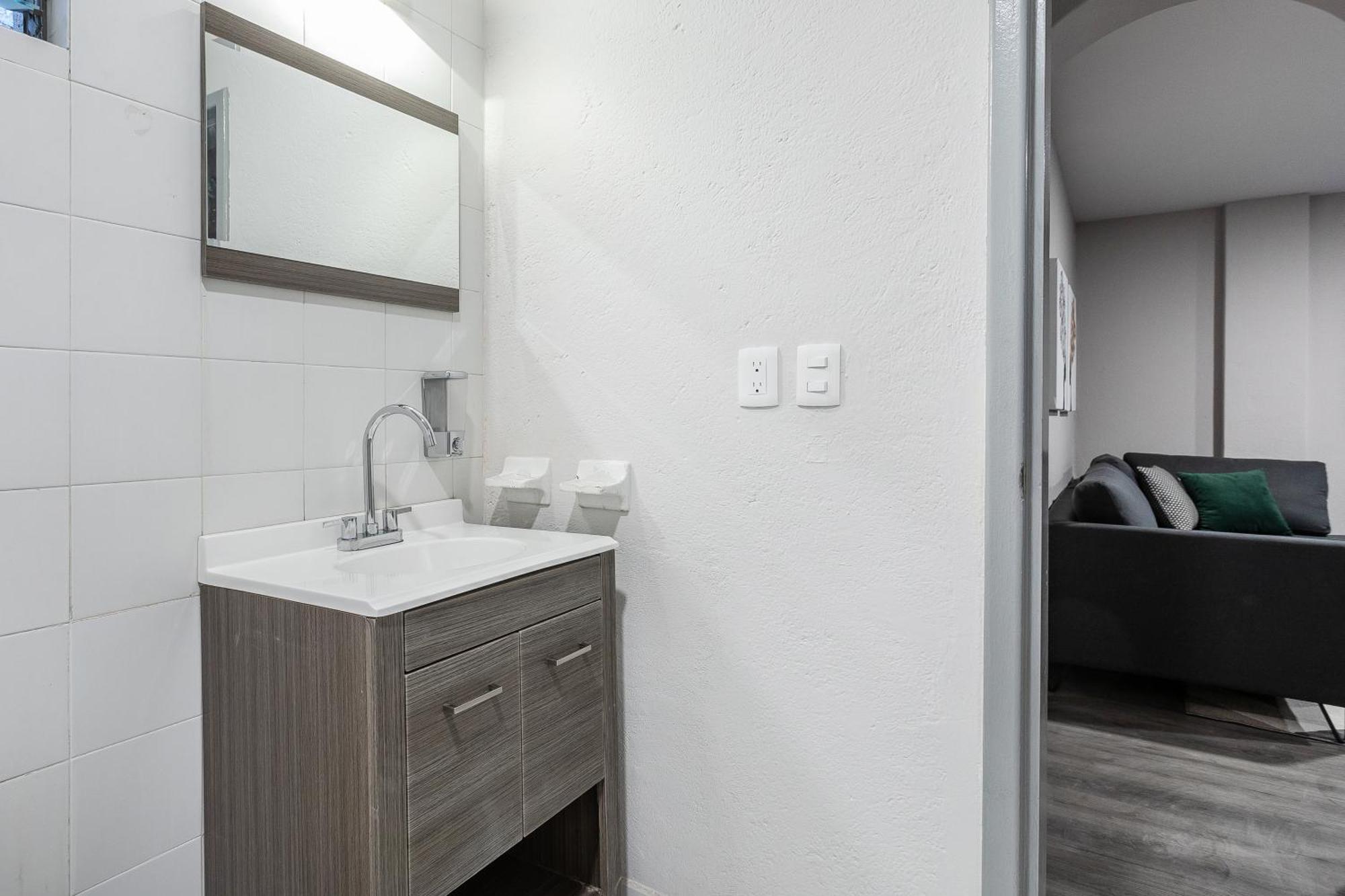 Modern Comfort In Roma Norte - Laundry -sleeps 7 Apartamento