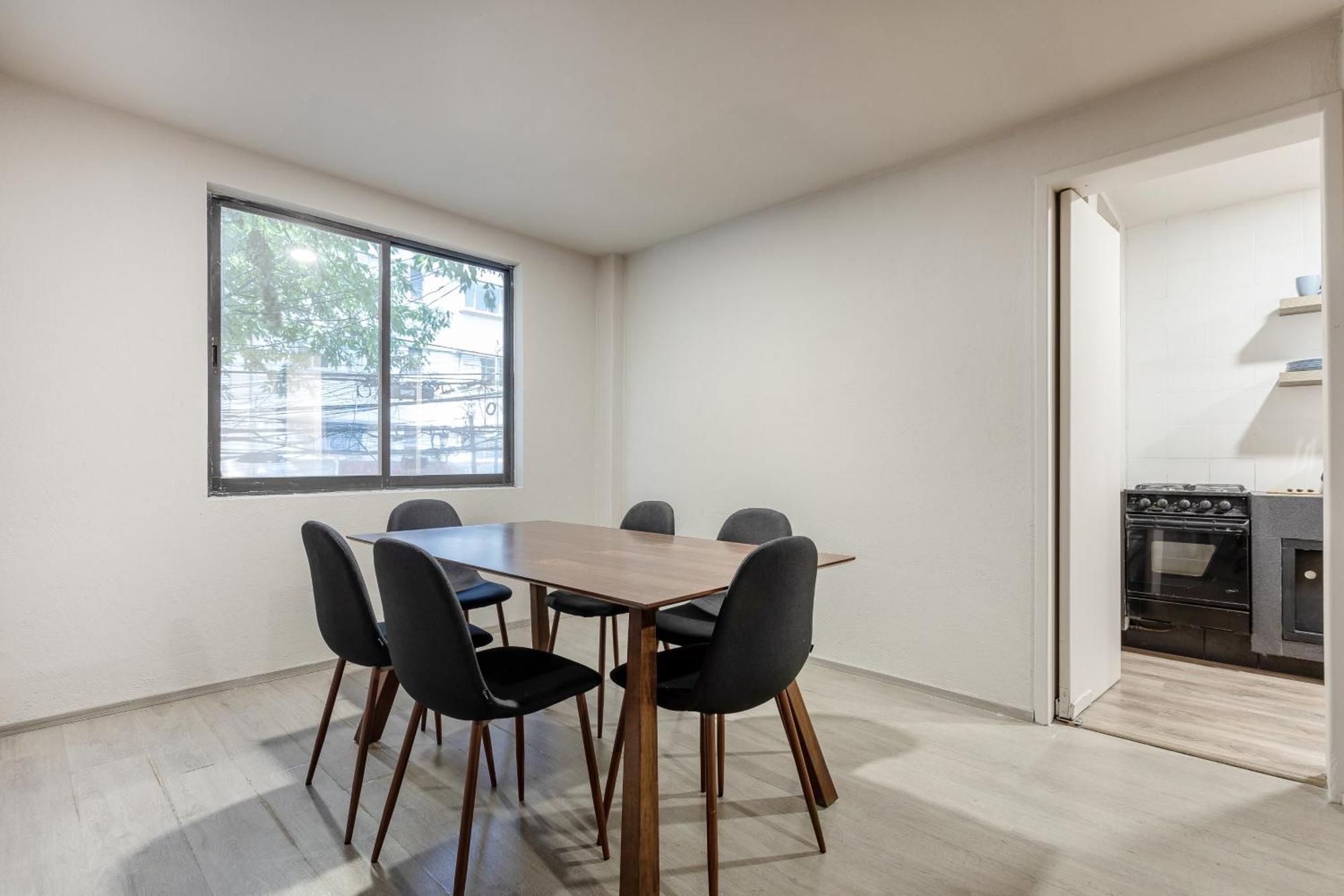 Elevate Your Roma - 2br - Wifi - Sleeps 7
