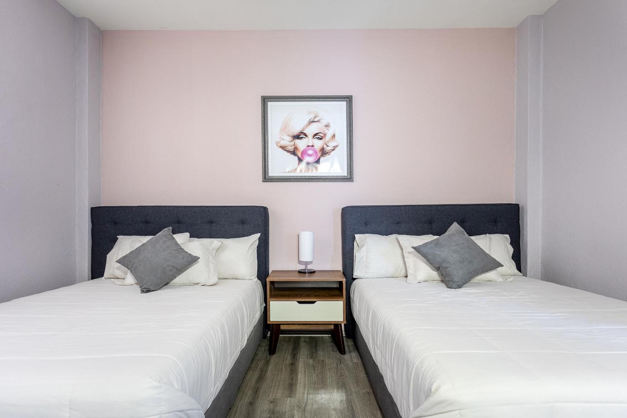Luxury In The Heart Of Roma - Elevator - Sleeps 7 Apartamento *