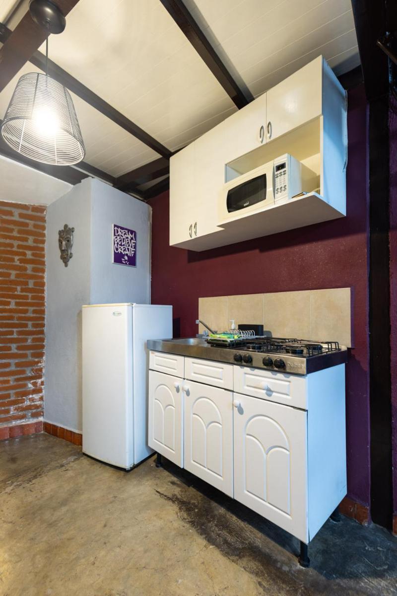 Hotel Satya & Portal San Angel Flats