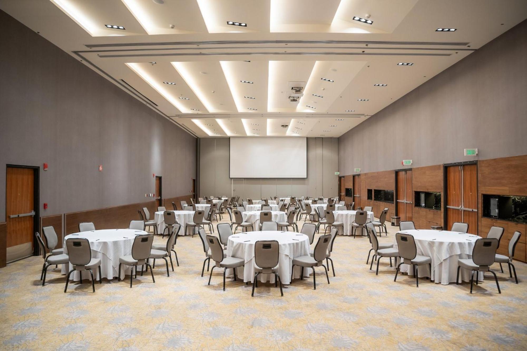 Fiesta Americana Viaducto Aeropuerto Hotel 5*