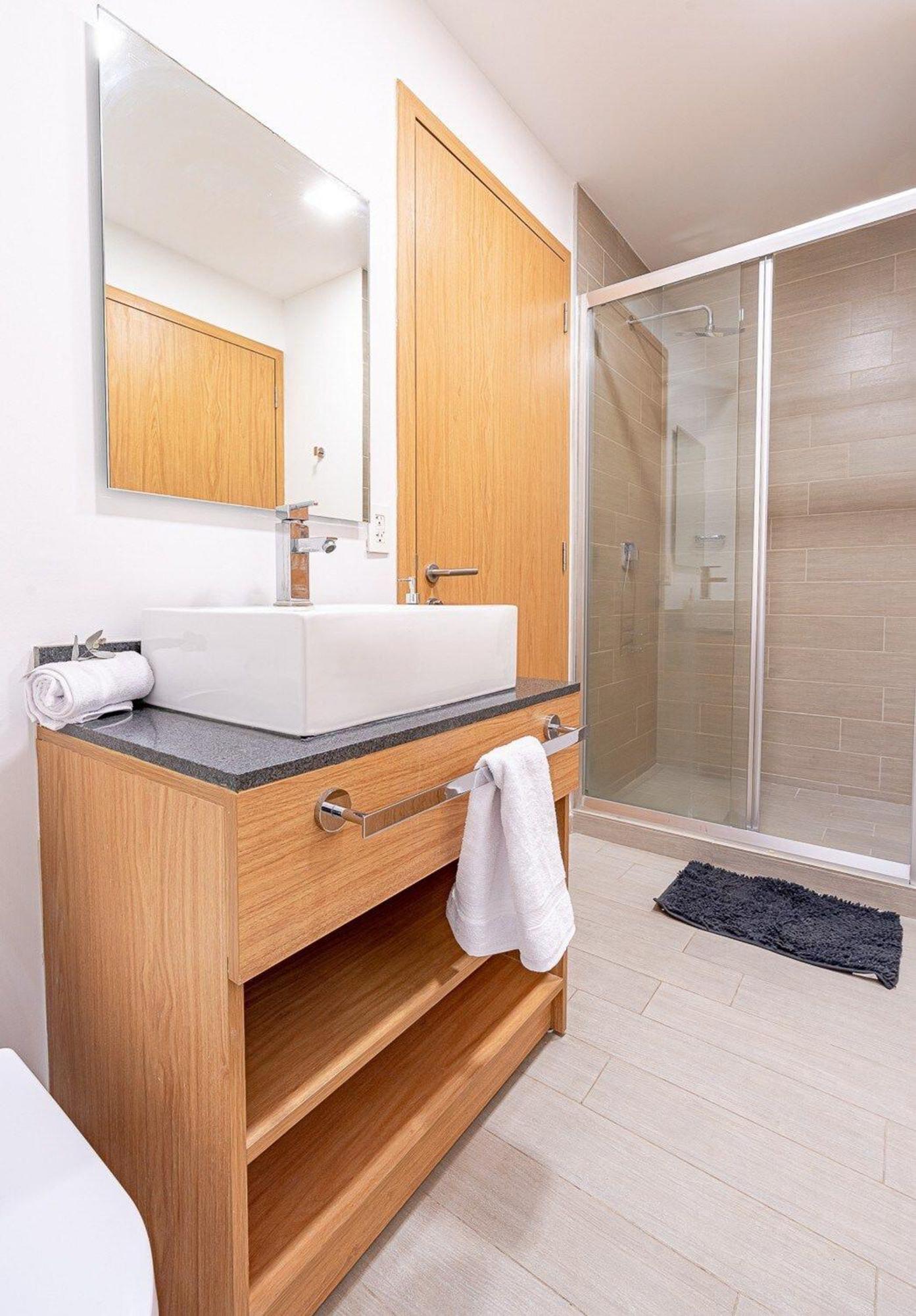 Apartment Wondrous 2bed/2bath *