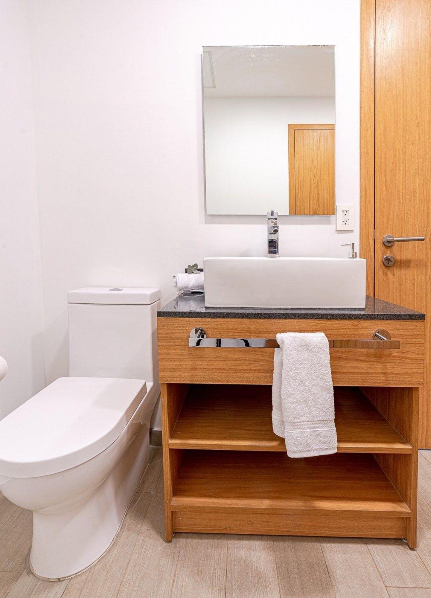 Wondrous 2bed/2bath Apartment