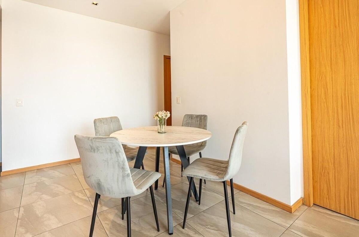 Apartment Wondrous 2bed/2bath *