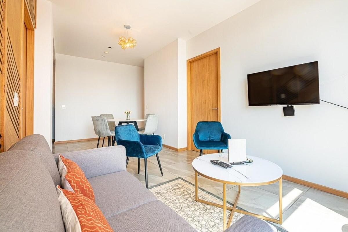 Wondrous 2bed/2bath Apartment
