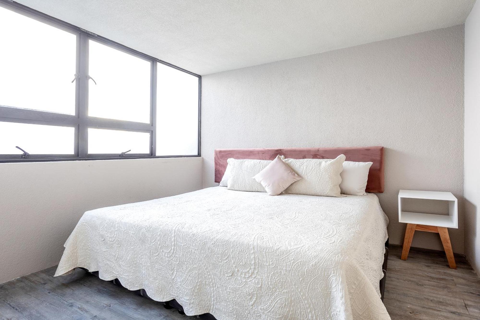 Apartamento Stylish 2br In Roma - Parking- Wifi- Sleeps 6 *