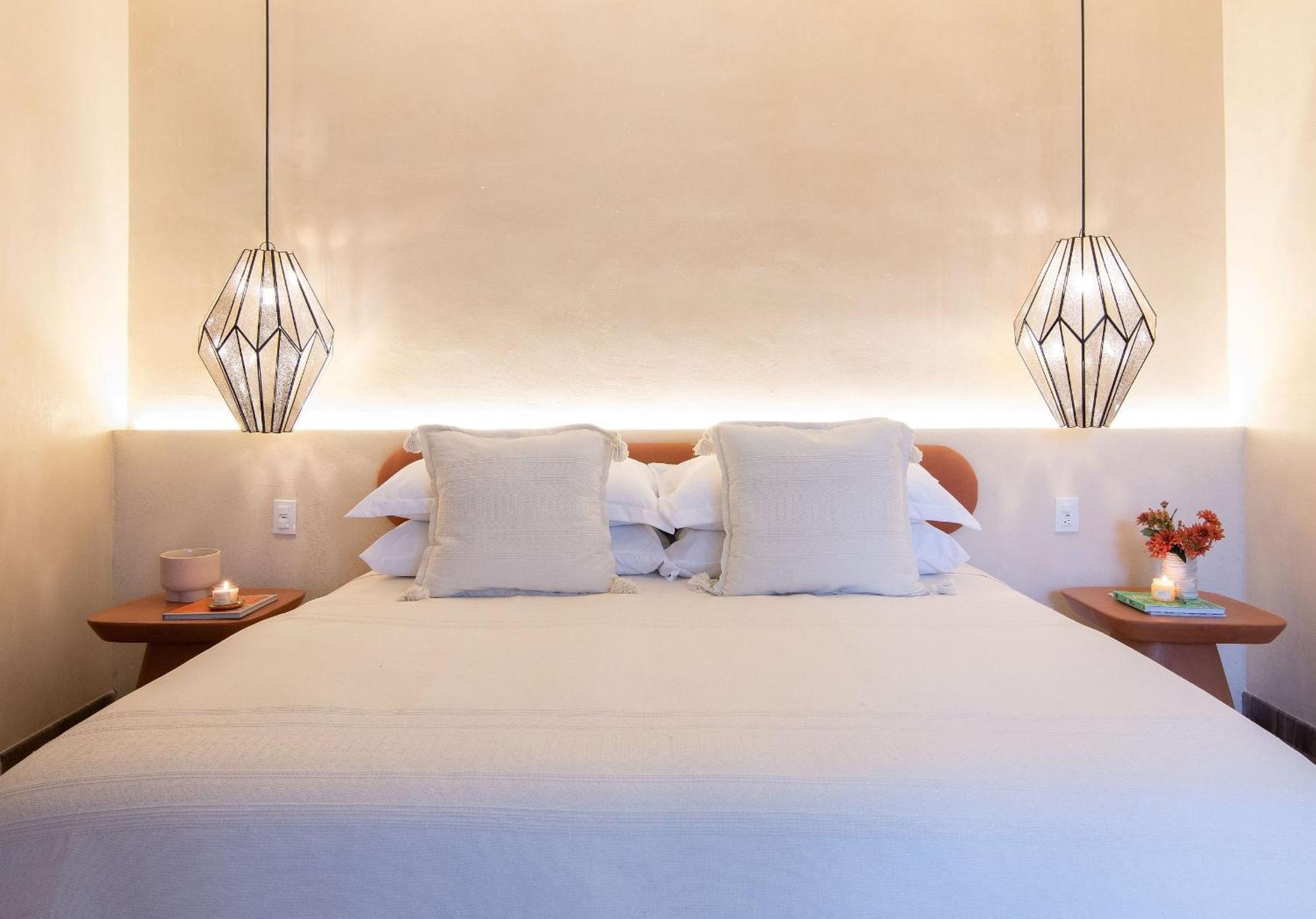Combo Marrakesh House Kesh - Duplex, 2 Joint Houses.10br, 7.5 Bath, 22 Guest *