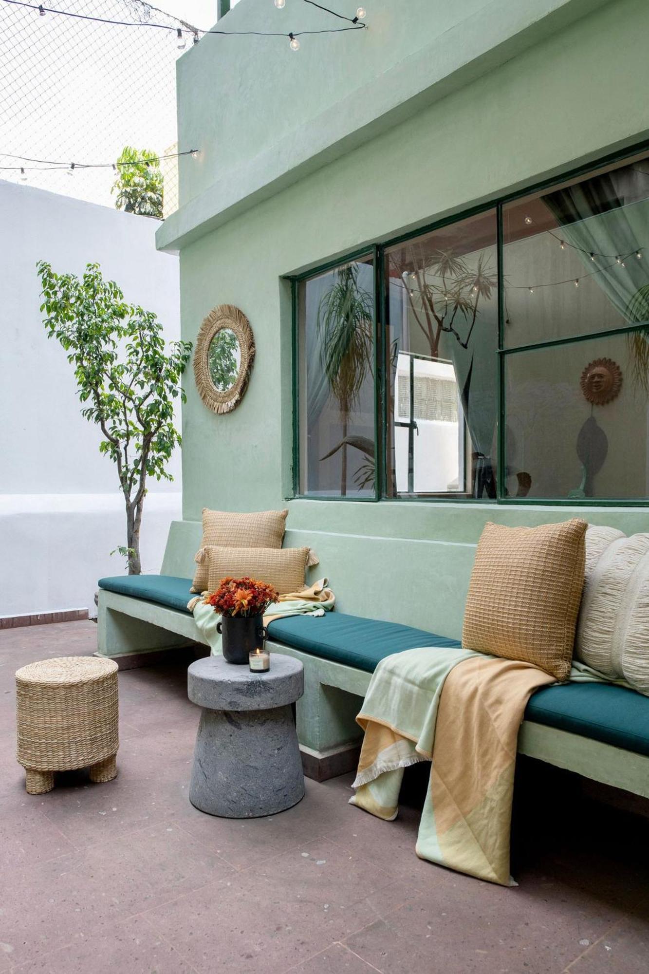 Combo Marrakesh House Kesh - Duplex, 2 Joint Houses.10br, 7.5 Bath, 22 Guest