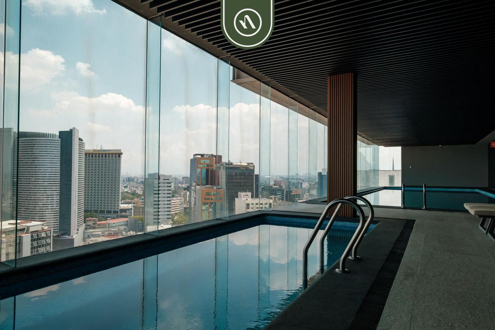 With Amazing View - Great Location - Pool Apartamento *