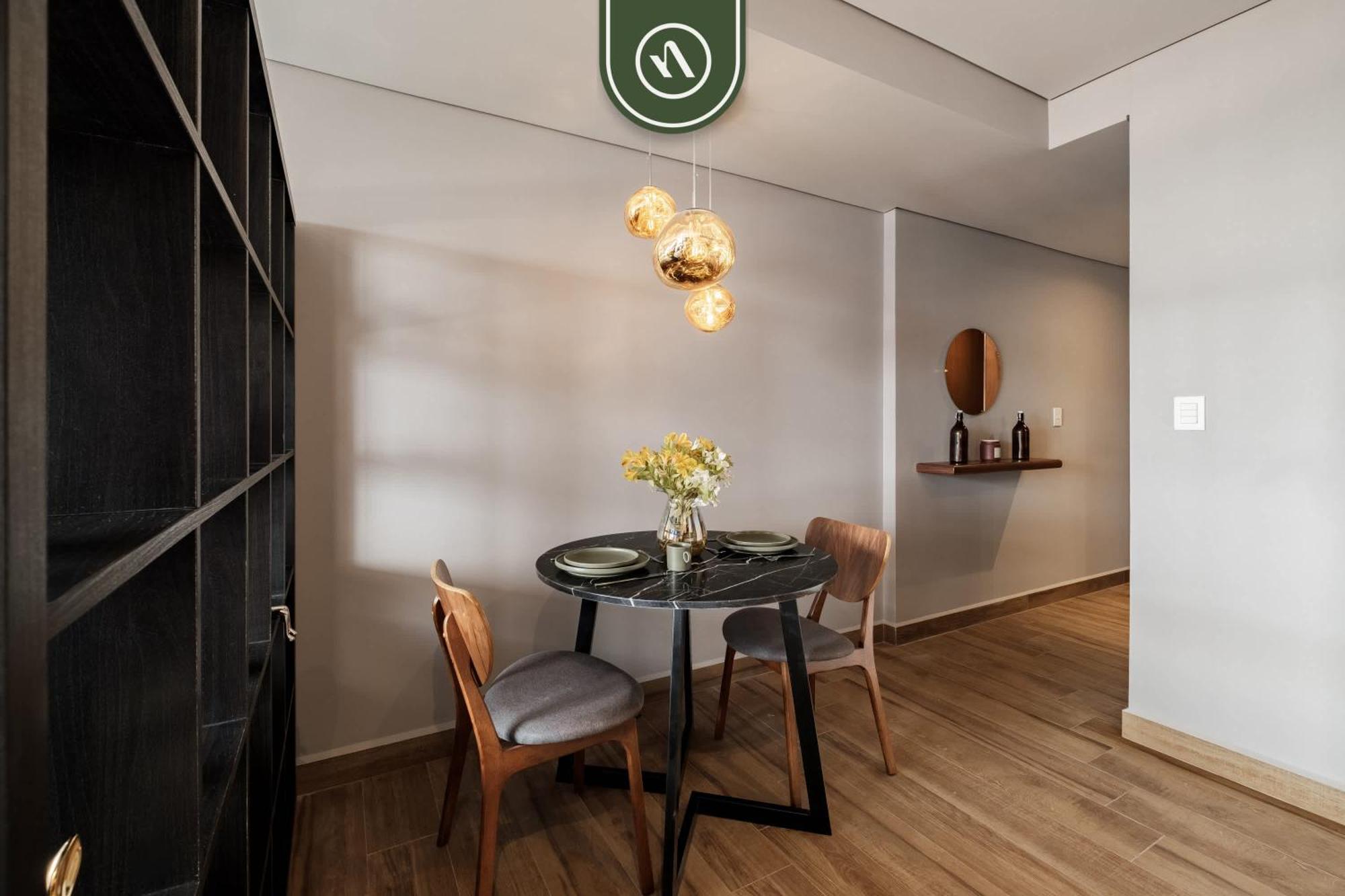 With Amazing View - Great Location - Pool Apartamento