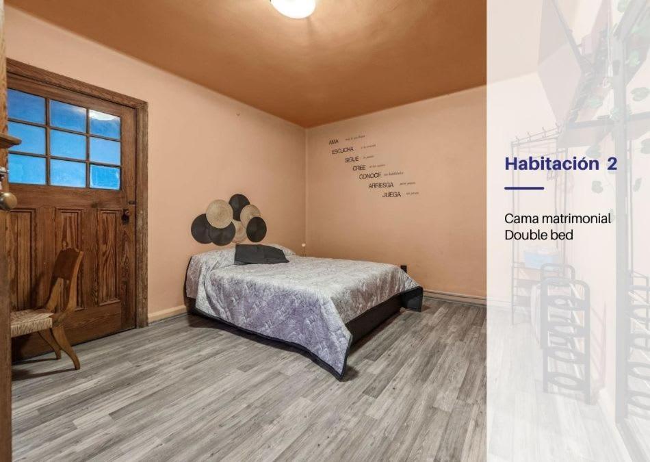 Charming 2-bedroom Retreat In Lomas De Bezares Mexico City