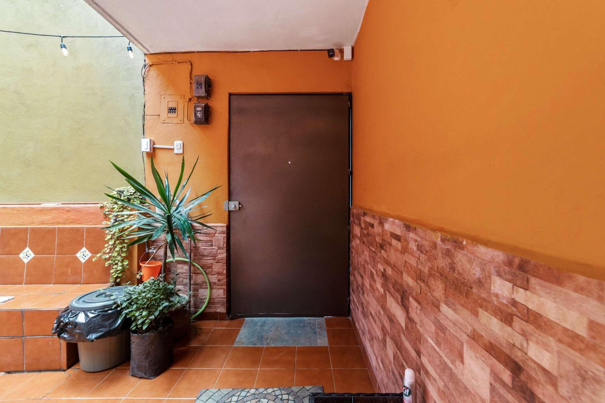 Charming 2-bedroom Retreat In Lomas De Bezares Holiday home Mexico City