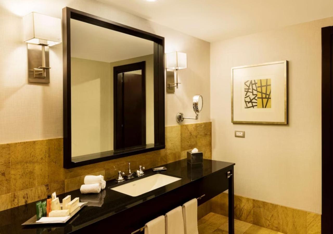 Hilton Reforma Hotel 4*