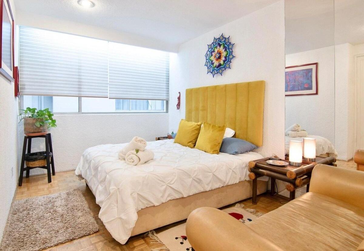 Eclectic Jungle: 4 Bedrooms In Beautifull Polanco México DF